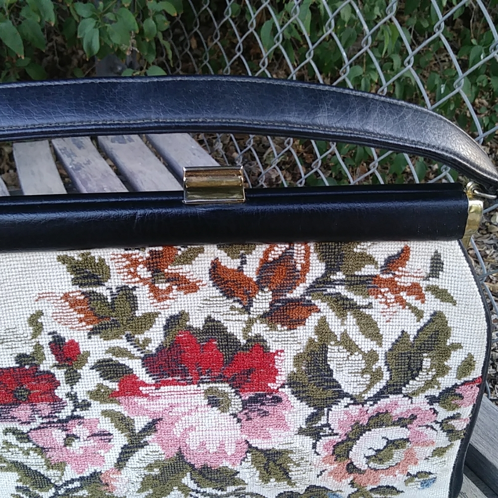 Vintage needlepoint / tapestry handbag - Picture 4 of 6